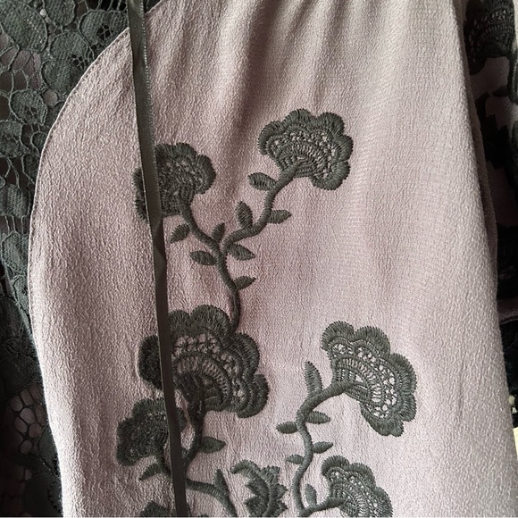 For Love & Lemons Isabella Lace Floral Embroidered Top Grey Purple Black M - Picture 10 of 11